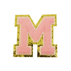 opstrijk letter M badstof roze met gouden rand 8 x 8 cm opstrijk letter M badstof roze met gouden rand 8 x 8 cm