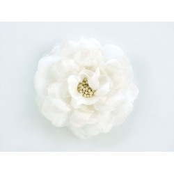 bloem corsage met kralen stamper wit bloem corsage met kralen stamper wit