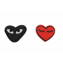 hartjes patch rood en zwart met ogen hartjes patch rood en zwart met ogen