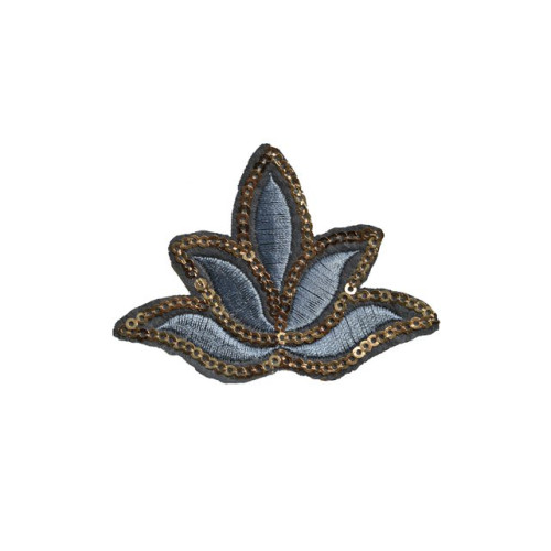 lotus bloem, Yackalasi patch grijs goud