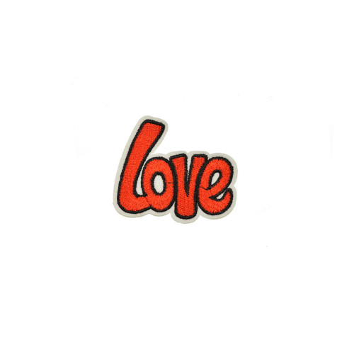 opstrijkbare applicatie love rood