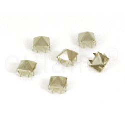 studs pyramide 10 mm zilver grootverpakking (250 stuks) studs pyramide 10 mm zilver grootverpakking (250 stuks)